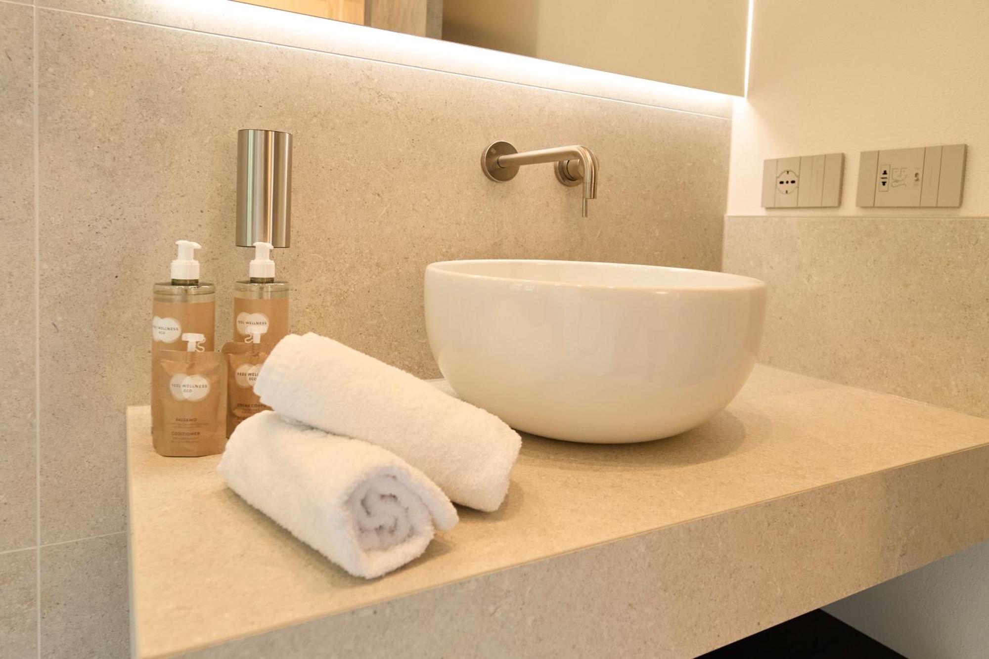 Hotel Villa Cuserina 카노비오 외부 사진